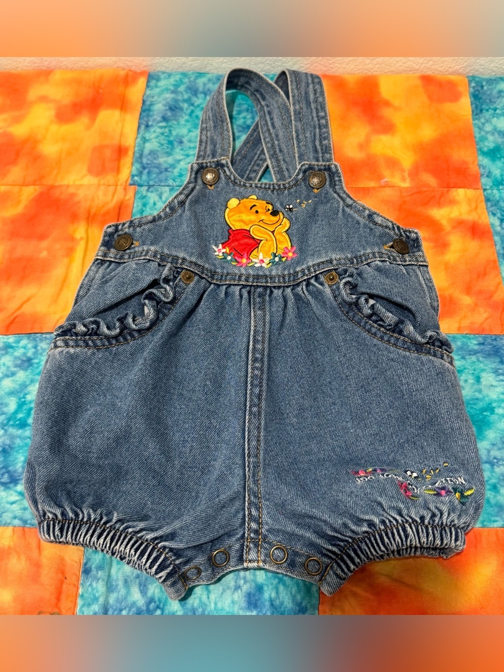 Vintage Winnie the Pooh bubble shortalls size 6-9 mo